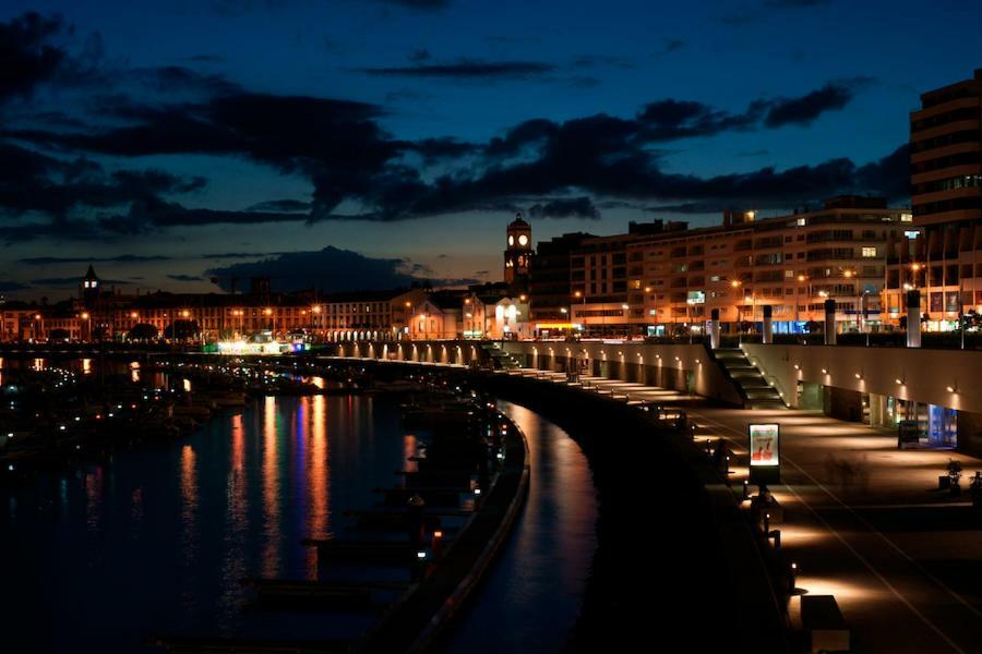 2 Towers Apartment Ponta Delgada Exterior foto